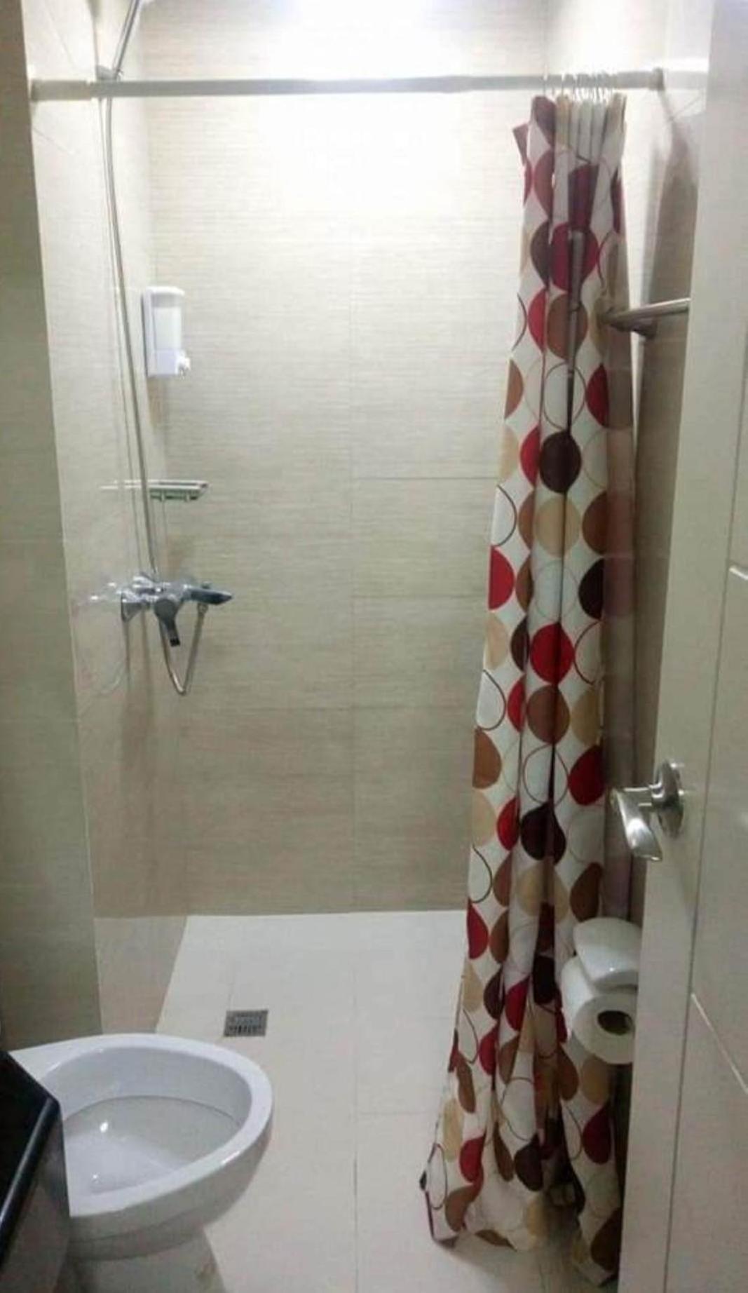 Pasay Condotel Near Naia Terminal 3 Екстериор снимка