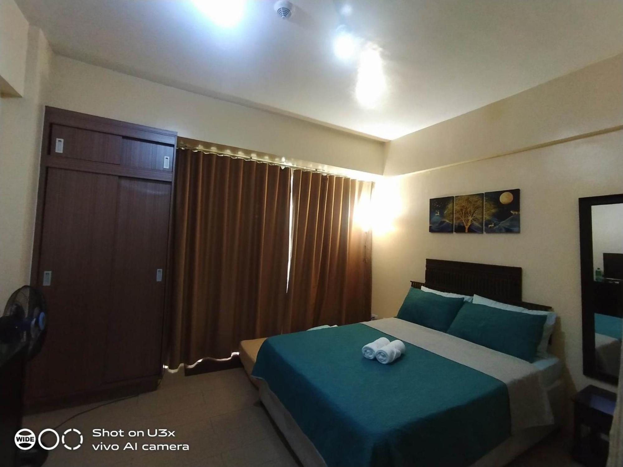 Pasay Condotel Near Naia Terminal 3 Екстериор снимка